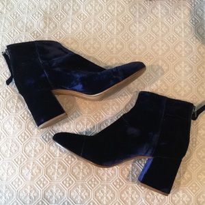 Madewell Velvet Booties Sz 8 EUC